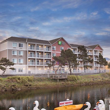 Holiday Inn Express Hotel & Suites Seaside Convention Center By Ihg Exterior photo