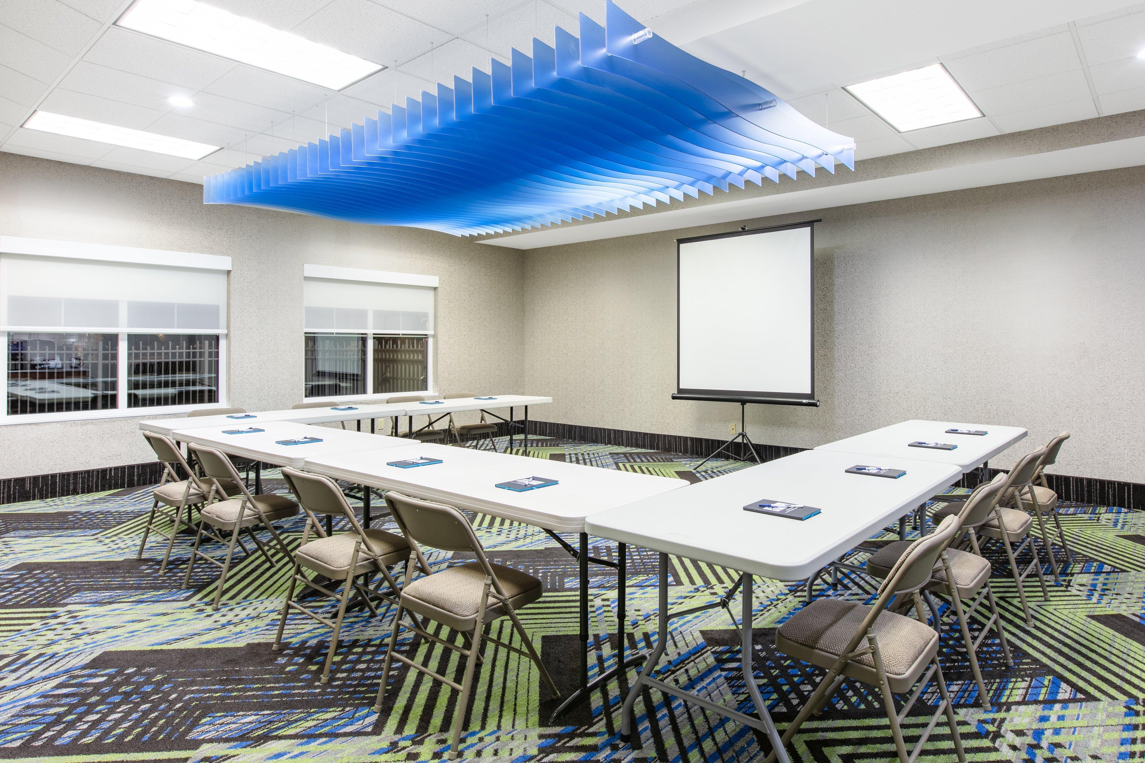 Holiday Inn Express Hotel & Suites Seaside Convention Center By Ihg Exterior photo