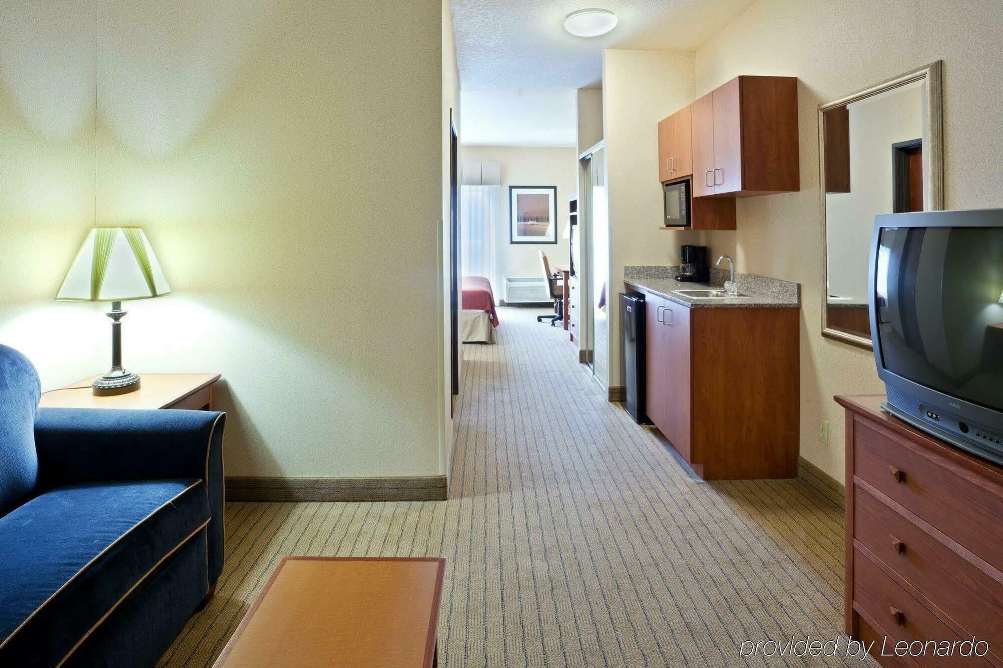 Holiday Inn Express Hotel & Suites Seaside Convention Center By Ihg Exterior photo